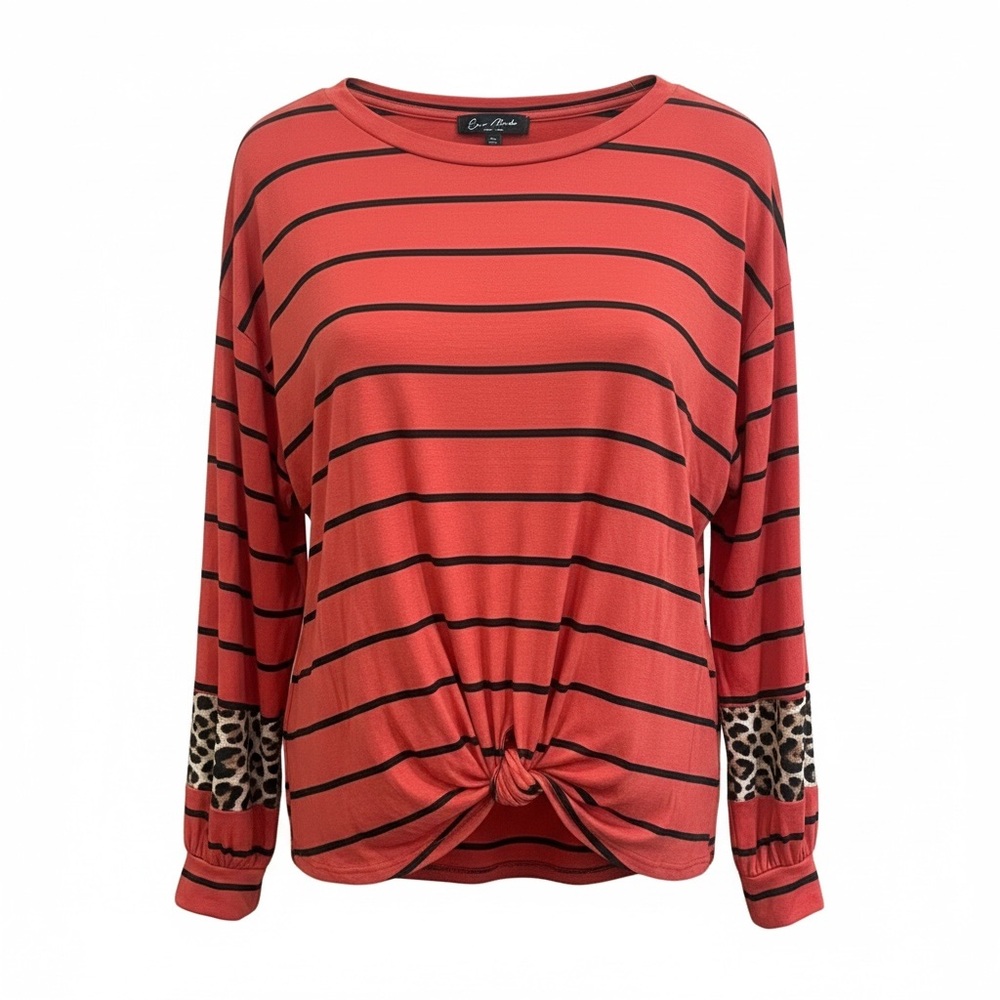 RAE MODE Striped Animal Printed Color
Block rust/brown Top
Size medium